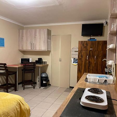 Kelpmeeu Self- Catering Apartments Свакопмунд Экстерьер фото