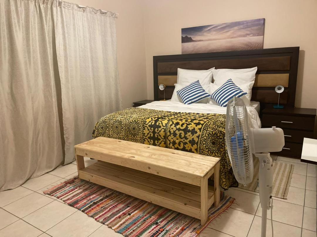 Kelpmeeu Self- Catering Apartments Свакопмунд Экстерьер фото